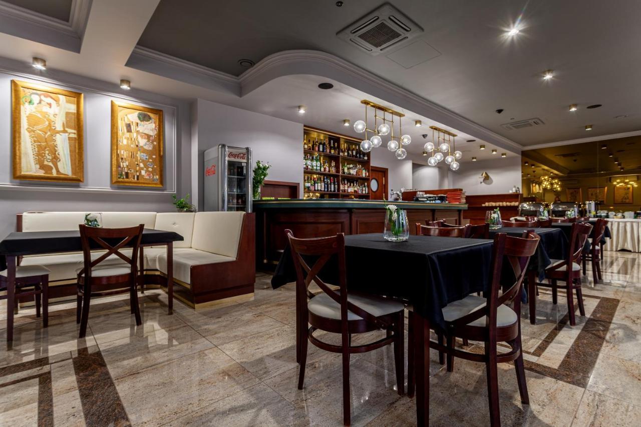 Hotel Poniatowski Radom Kültér fotó