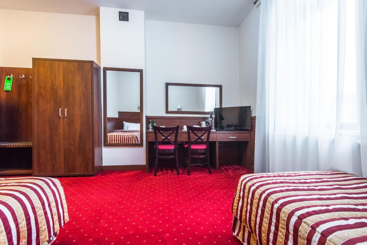 Hotel Poniatowski Radom Kültér fotó